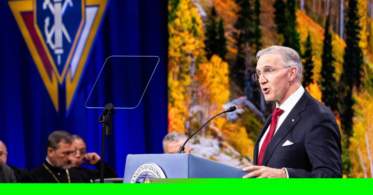 By living for 'God's purposes,' Knights care for his people, archbishop tells convention