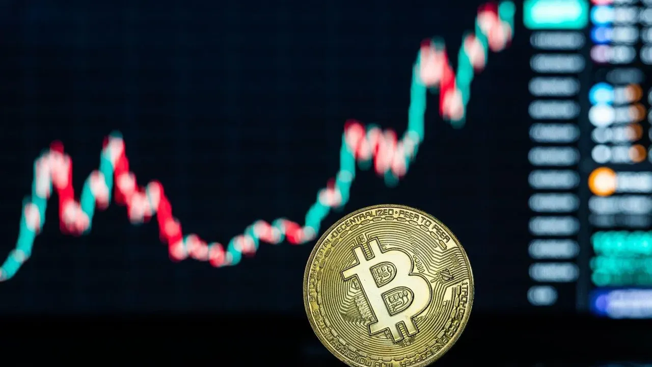 Bitcoin Fed Kararı Öncesi 64 Bin Dolarda