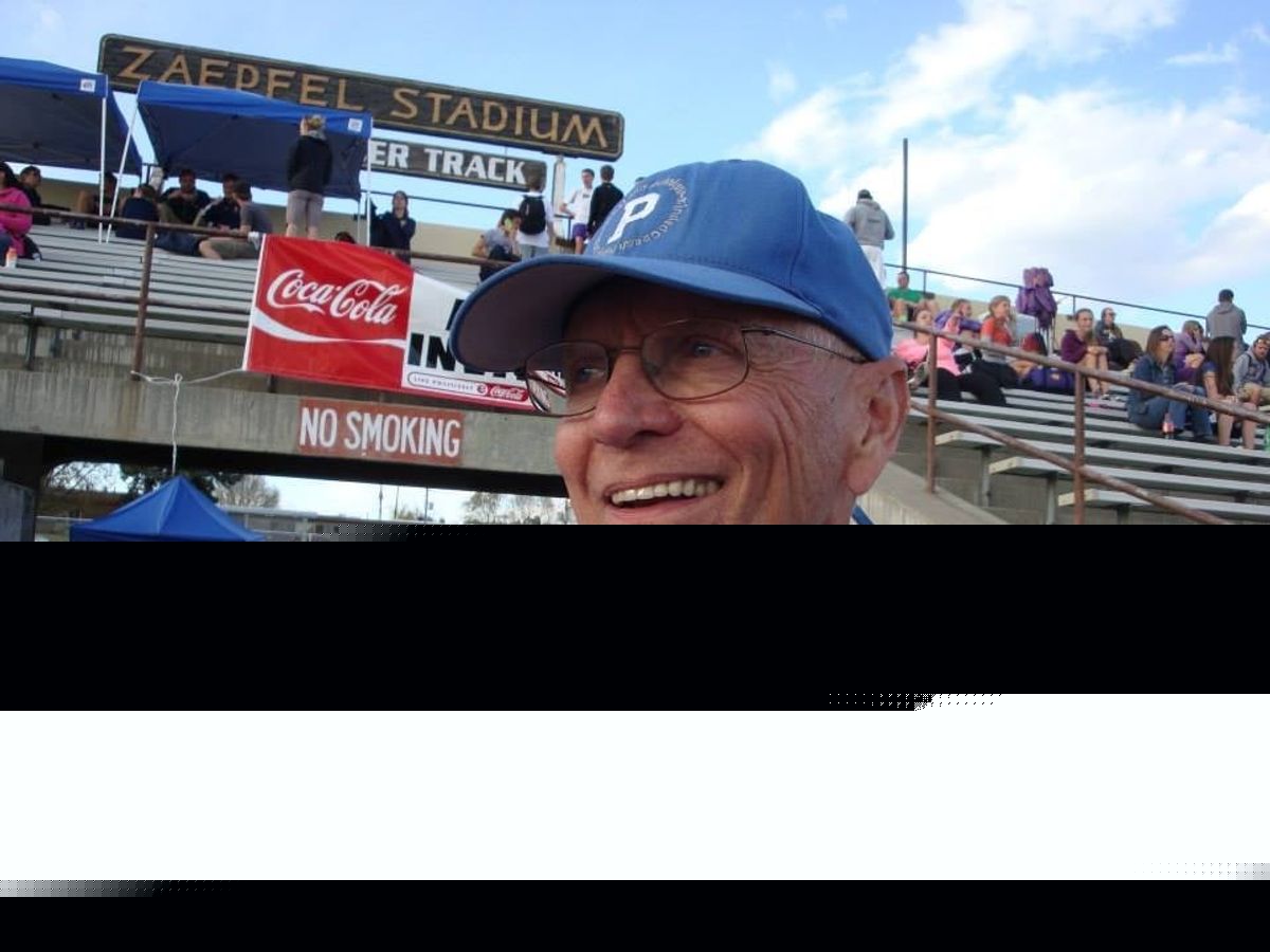 For Pullman’s Hinz, staying cool was key during long coaching career