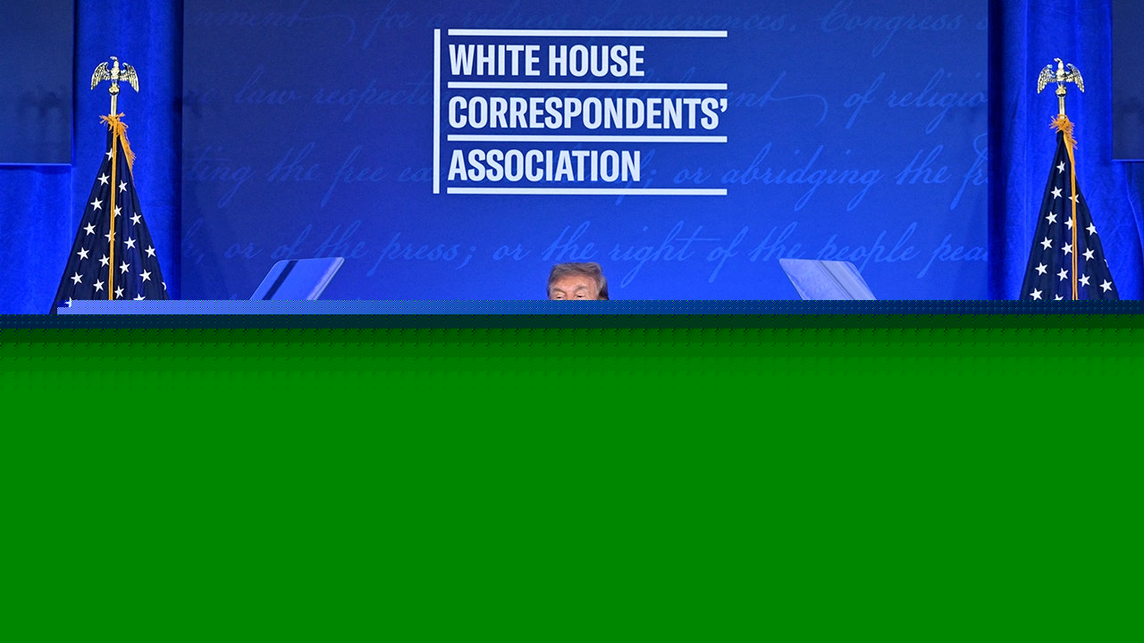 Trump spares no one at WHCA dinner, taking aim at Dems, press and his own Cabinet