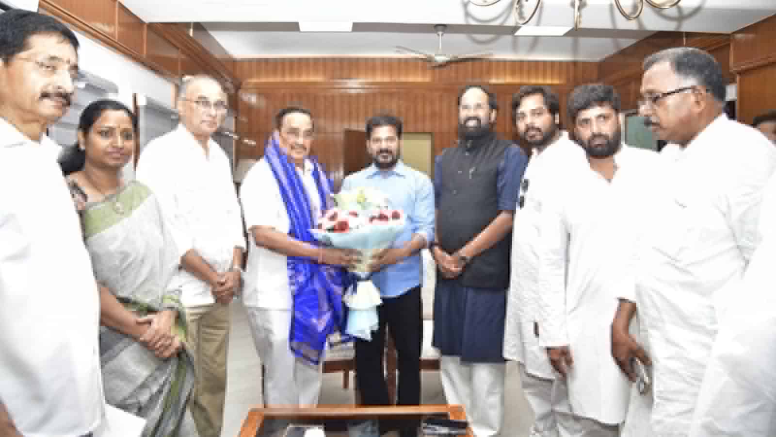 Revanth seeks Centre’s help for Tummidihetti talks with Maharashtra