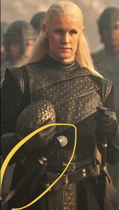 /r/freefolk - What’s the significance of these daggers? Can’t find anything on them. | /r/FreeFolk