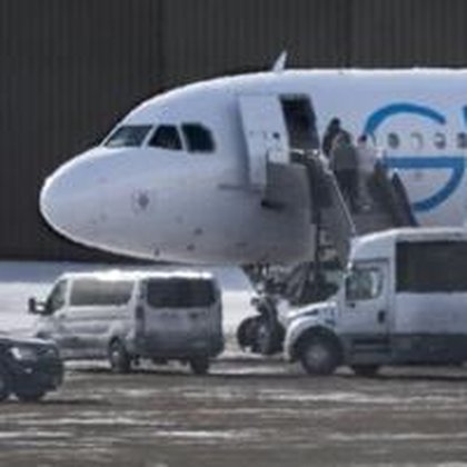 Plane spotter turned activist tracking Minneapolis 'ICE air' flights