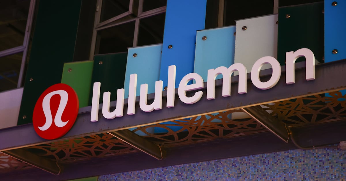 Lululemon Executive Exits as New CEO Is Set to Join
