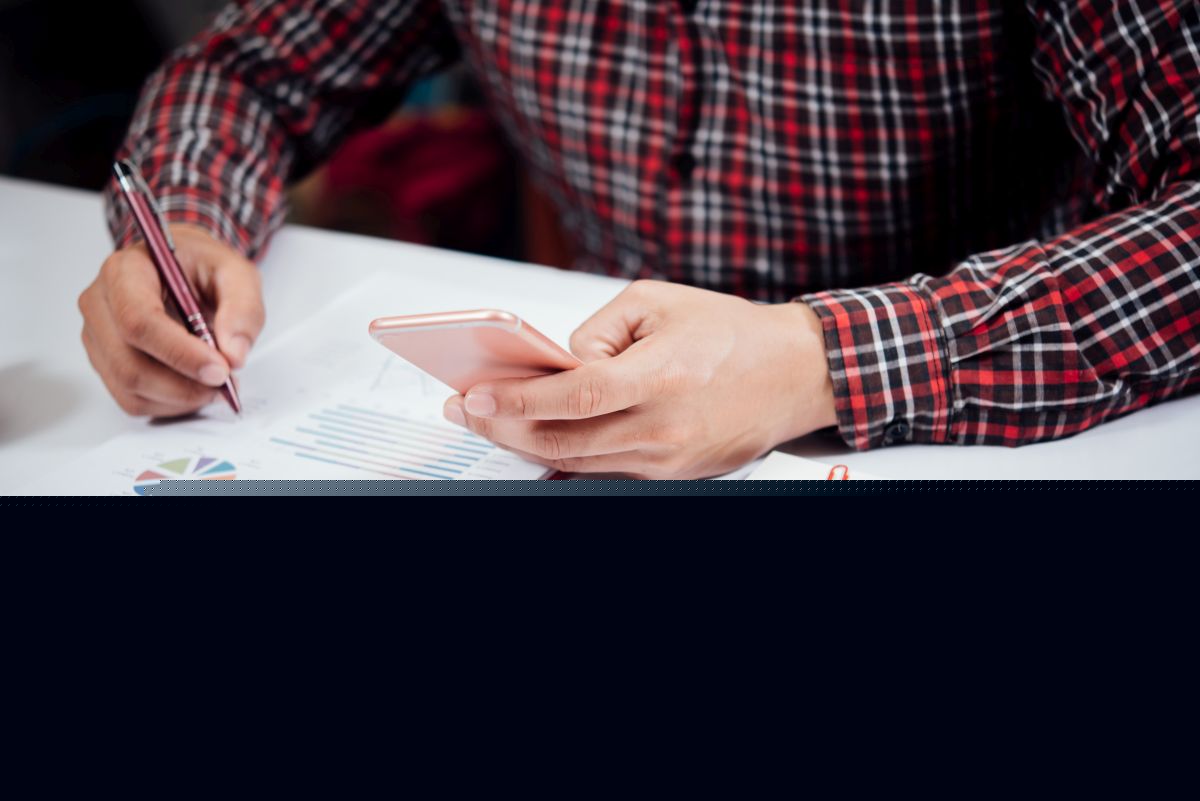 How Your Income and Score Decide the Amount You Can Access Quickly