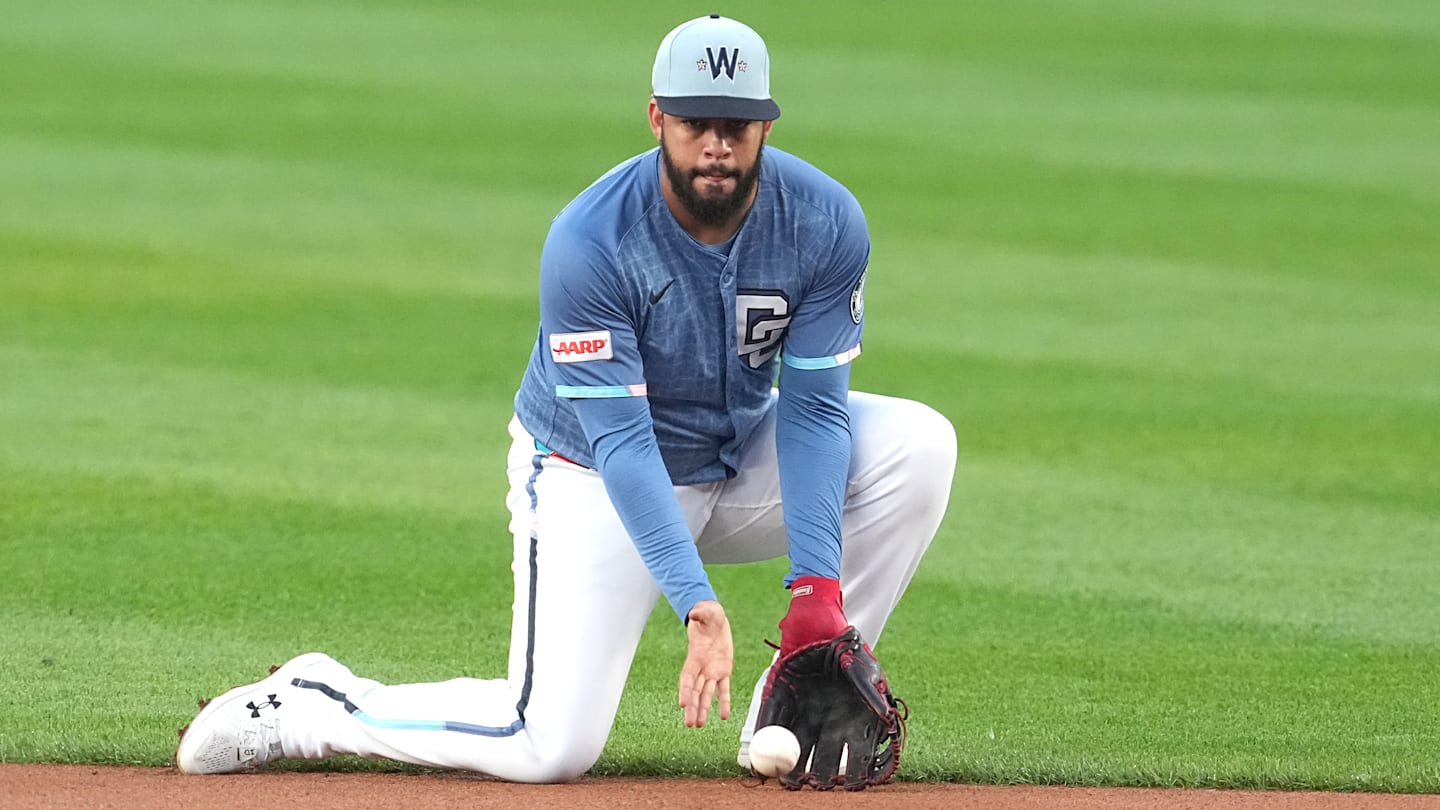 3 trade candidates and 3 in-house options for the Nationals at first base in 2026