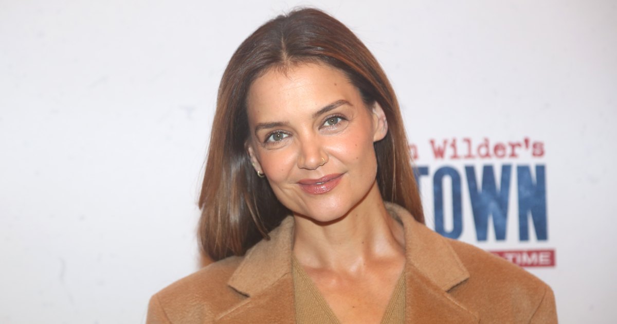 Love Katie Holmes' Red Tote? Get the Look for Just $18