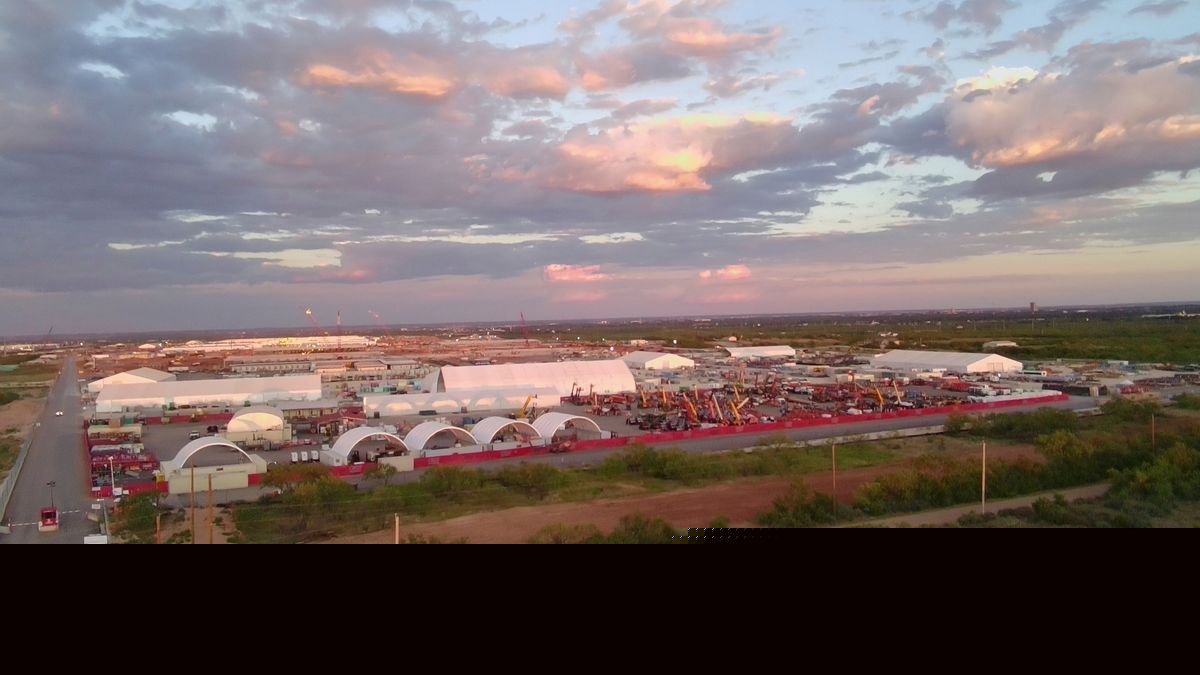 OpenAI and Oracle show off Stargate AI data center in Texas and plan five more elsewhere