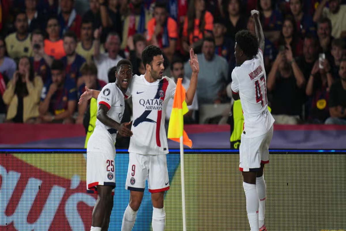 PSG derrota al Barcelona en París con gol agónico en la Champions