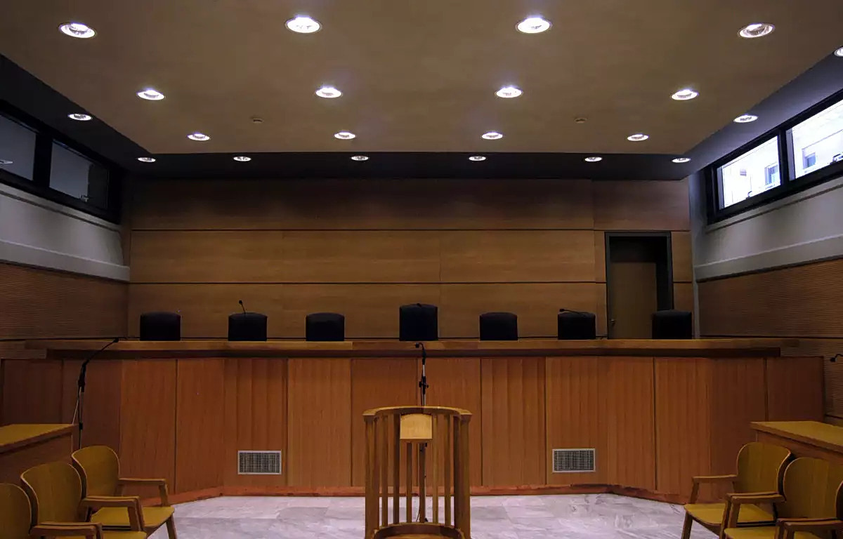 Ράπισμα της Ένωσης Ποινικολόγων για την υπόθεση των υποκλοπών: Πλήττεται η δημοκρατική λειτουργία της χώρας