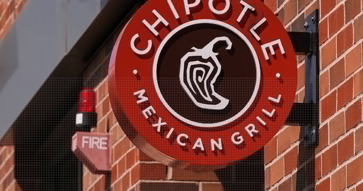 Le quitan el ‘sabor’: Chipotle retira chiles jalapeños por brote de salmonela en Minnesota