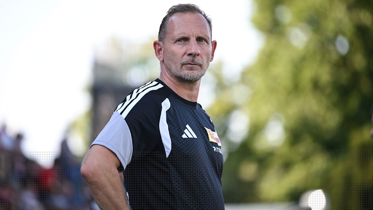 Was Lustrinelli gar nicht passt - Union-Trainer droht mit Pizza-Aus