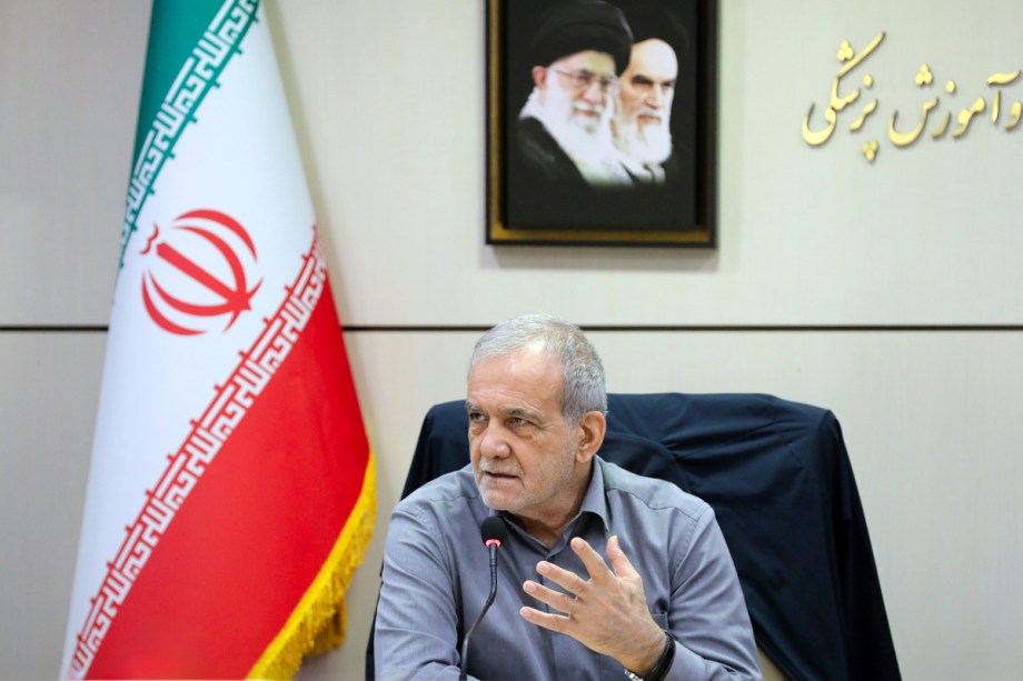 Iranian president denies reports of resignation