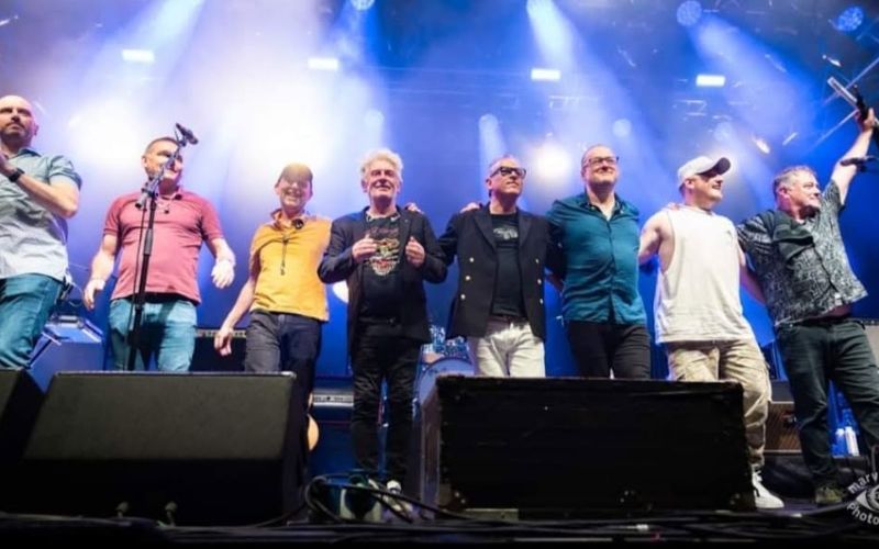The Saw Doctors respond as anthem soars to number 1 following Mayo triumph