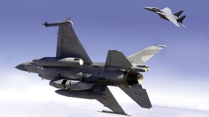 Raytheon to supply MS-110 reconnaissance pod to Poland