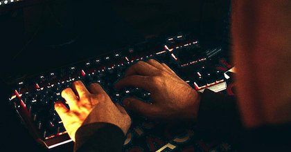 Energetinis karas: Lenkija kaltina Rusiją bandymu paralyžiuoti šalį prieš pat Naujuosius