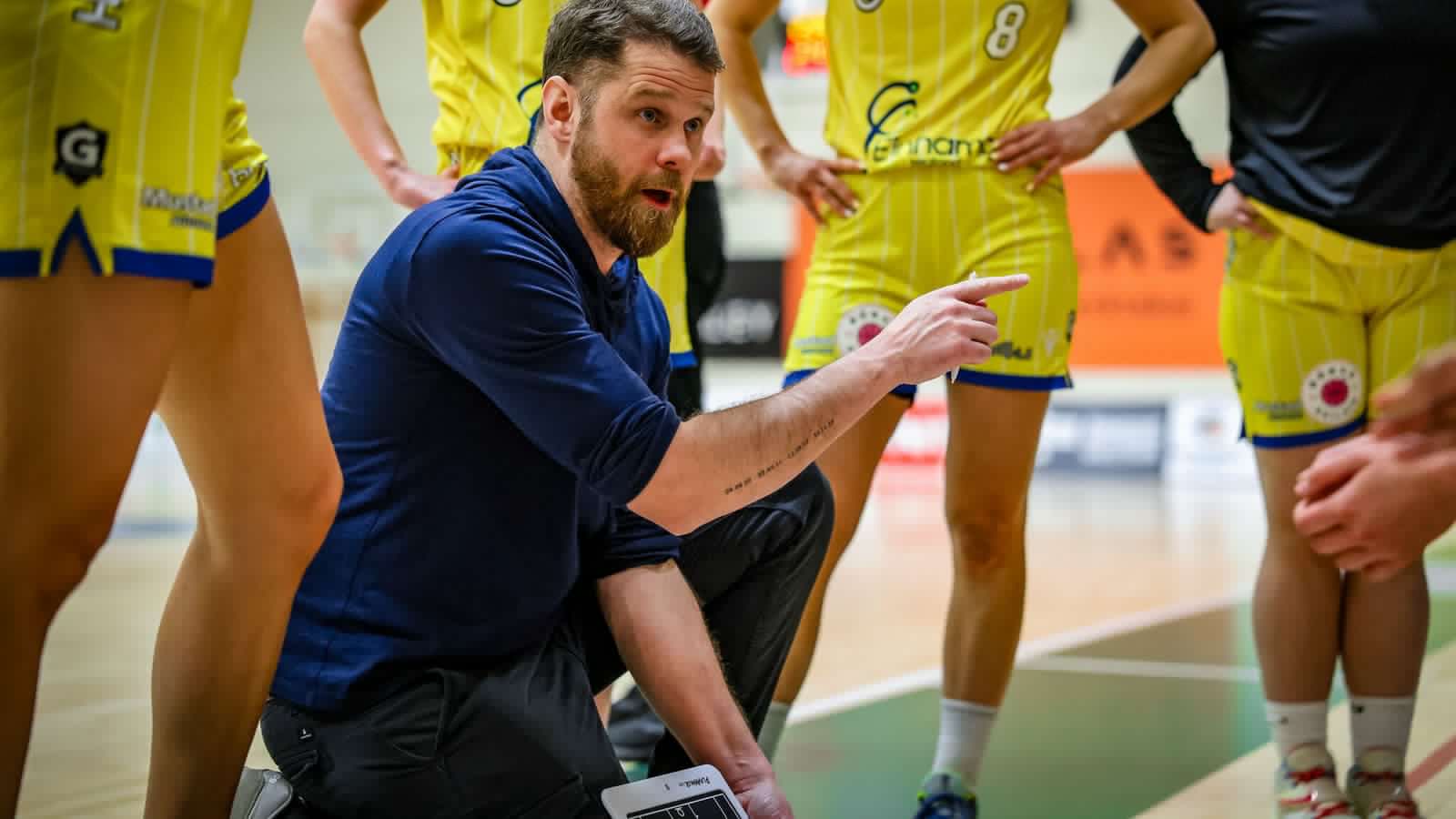 Beeman gekk frá fyrrum fé­lögum