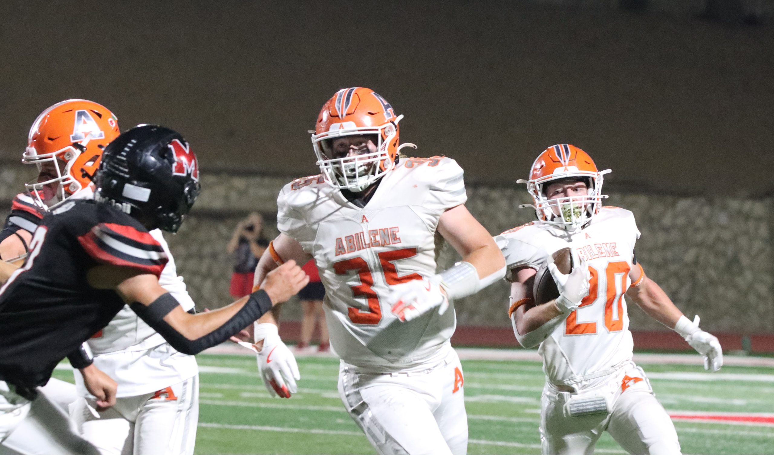 Fast Start Propels Abilene in 21-6 Win at Marysville
