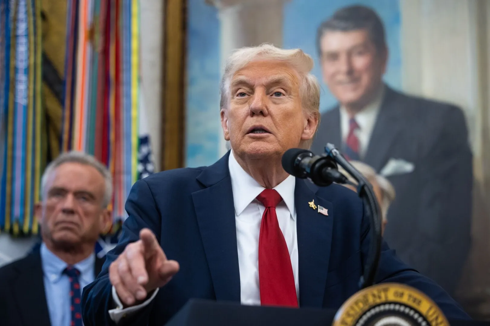 Donald Trump: Cer Israelului să oprească operațiunile în Gaza. Hamas este pregătită pentru o pace durabilă