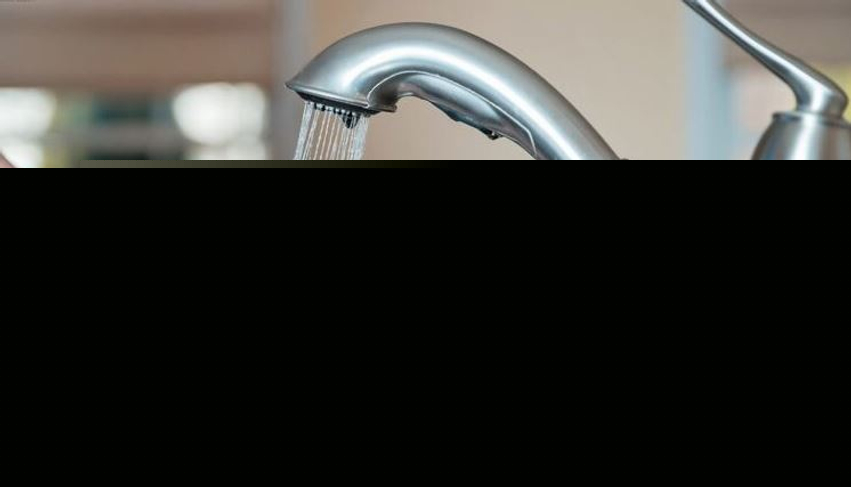 Shqetësimet për ujin përhapen në disa qytete - Vallandova ndalon konsumimin, kërkohen analiza edhe në Prilep e Debërcë