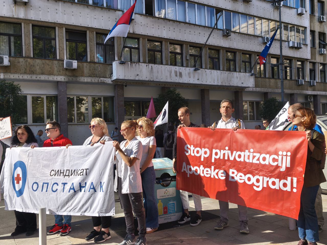 „Ne idemo dok nas ne primi premijer“: Radnice i radnici Apoteke Beograd organizuju protest 2. februara