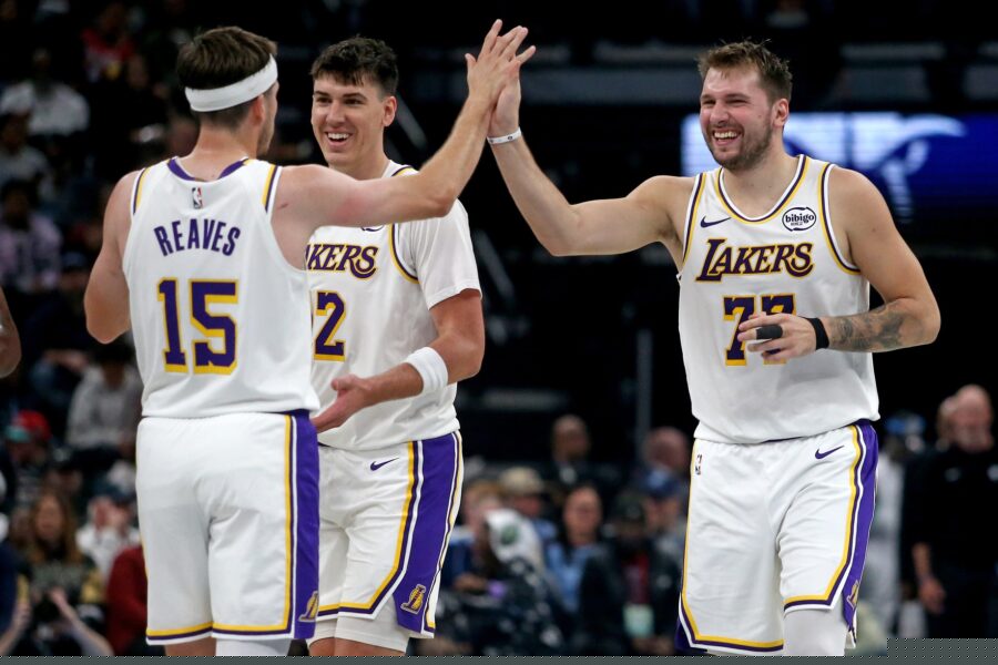 Pacific Notes: Lakers, Melton, Leons, Wagler