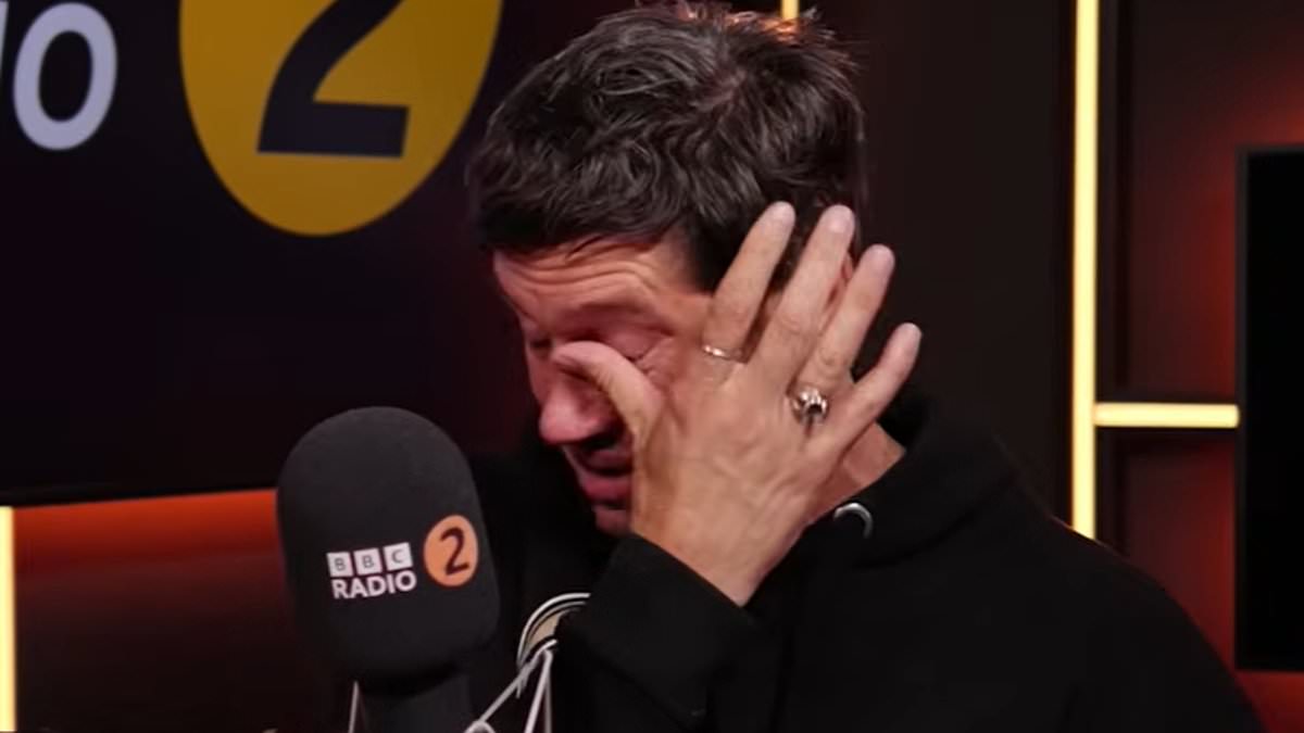 Vernon Kay breaks down in tears as The Script's Danny O'Donoghue speaks about bandmate Mark Sheehan's tragic death