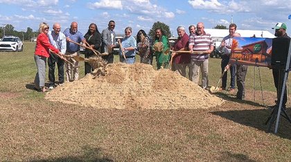 Smithville hosts ground-breaking ceremony for new Freshly’s Market