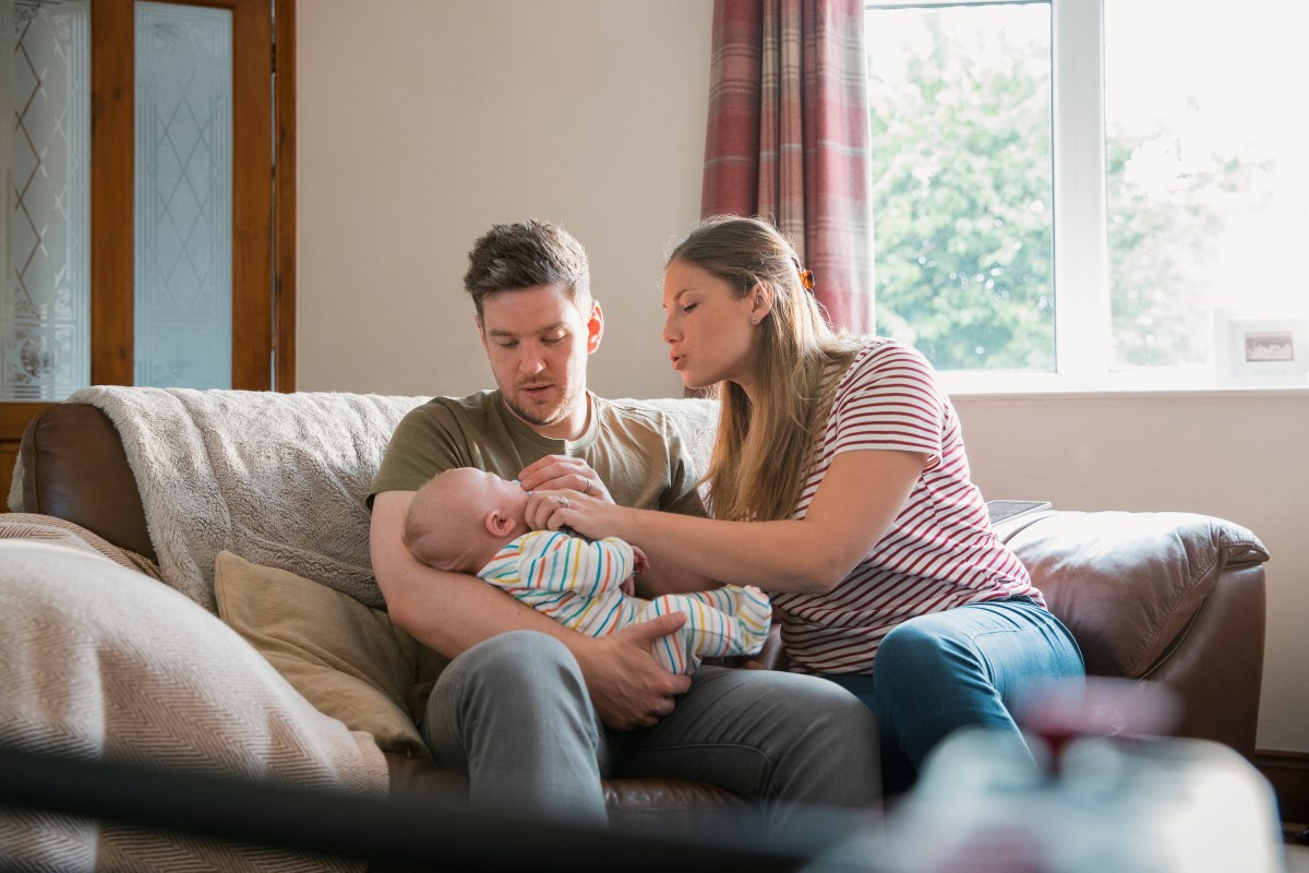 Couple Has First Baby—Not Prepared for Why She 'Refuses to Eat' With Dad