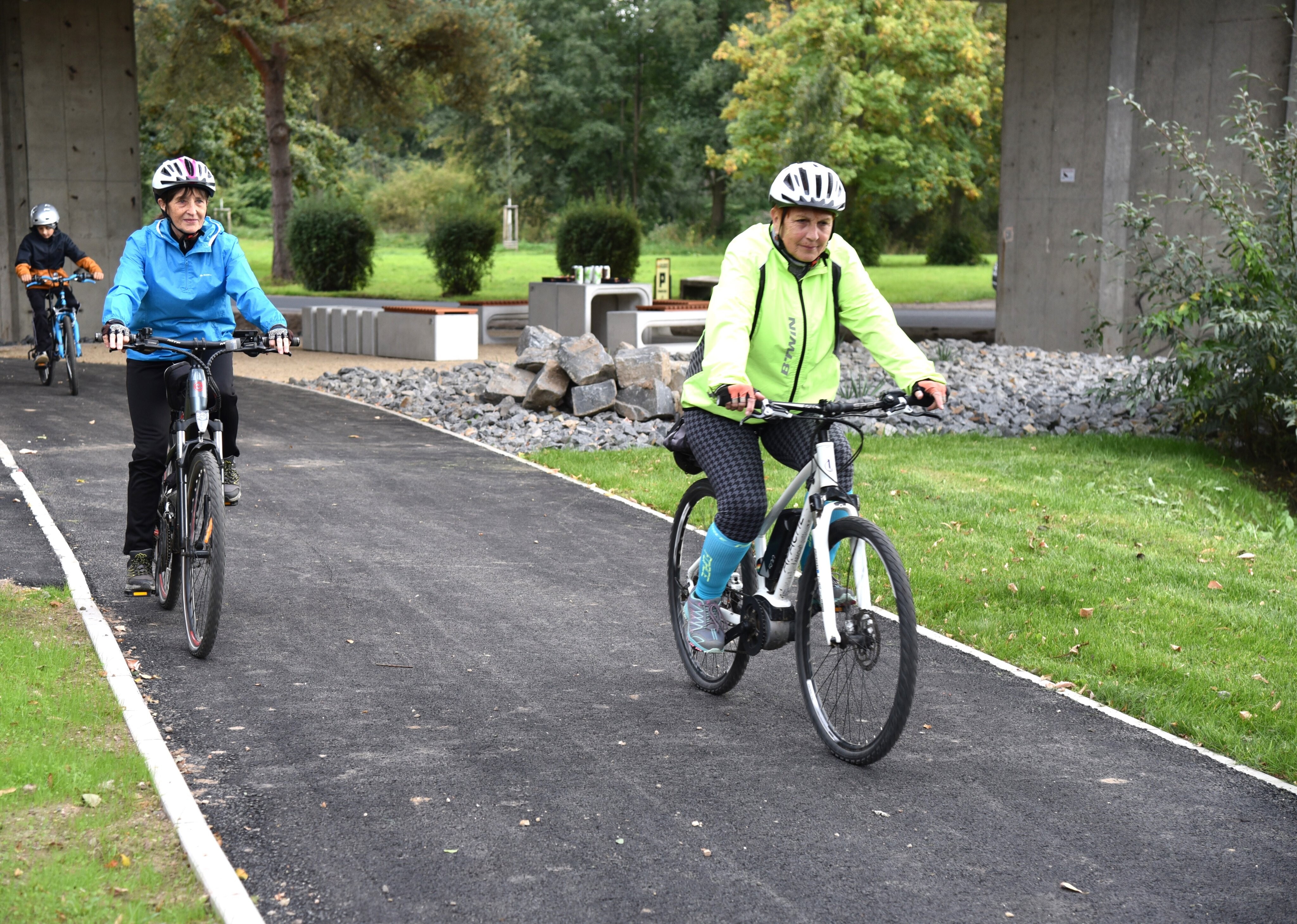 Liberecký kraj - Nový úsek cyklostezky Greenway Jizera ve Svijanech je hotový. Kraj přispěl jedním a půl milionem korun